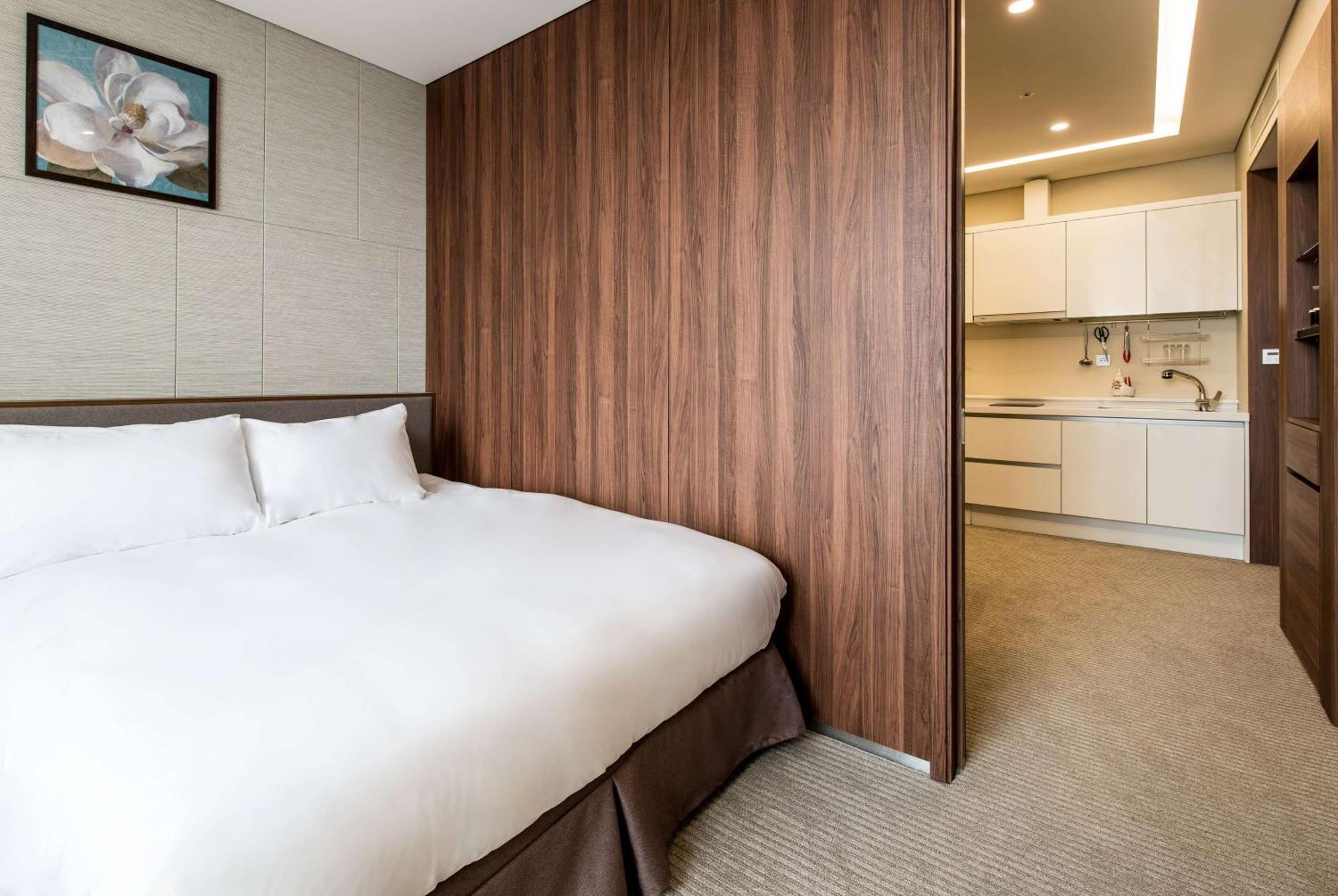 Gloucester Hotel Інчхон Екстер'єр фото